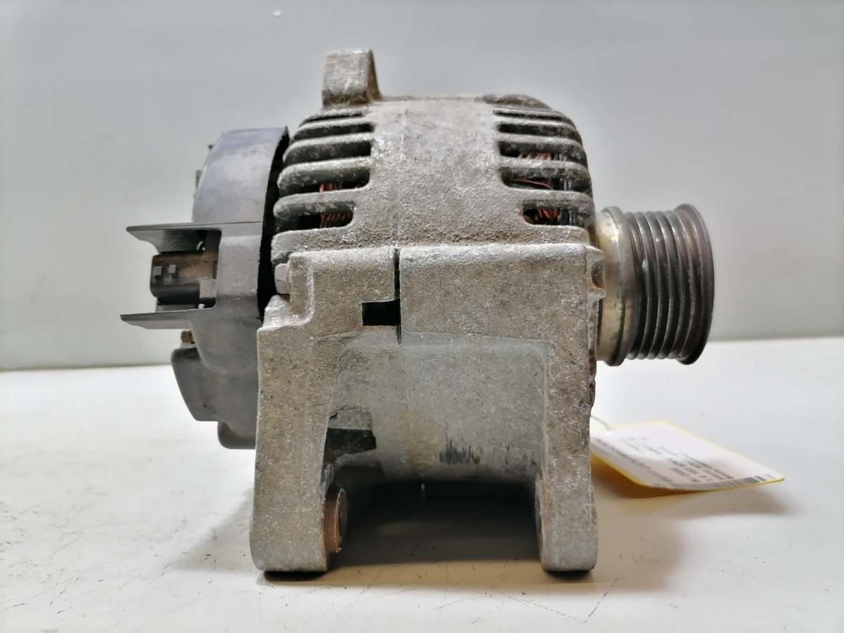 Renault Megane 2 original Lichtmaschine Generator 1,6 16V 82KW Bj.2008